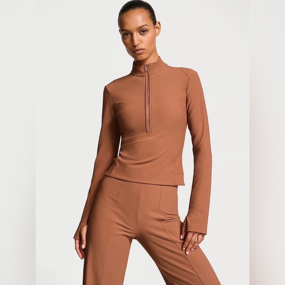 Victoria’s Secret VSX LUXRib Half Zip in Caramel, size XS, NWT!